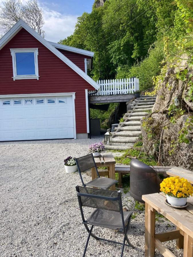 Anneks i naturskjønne Gitlevåg Lyngdal Eksteriør bilde